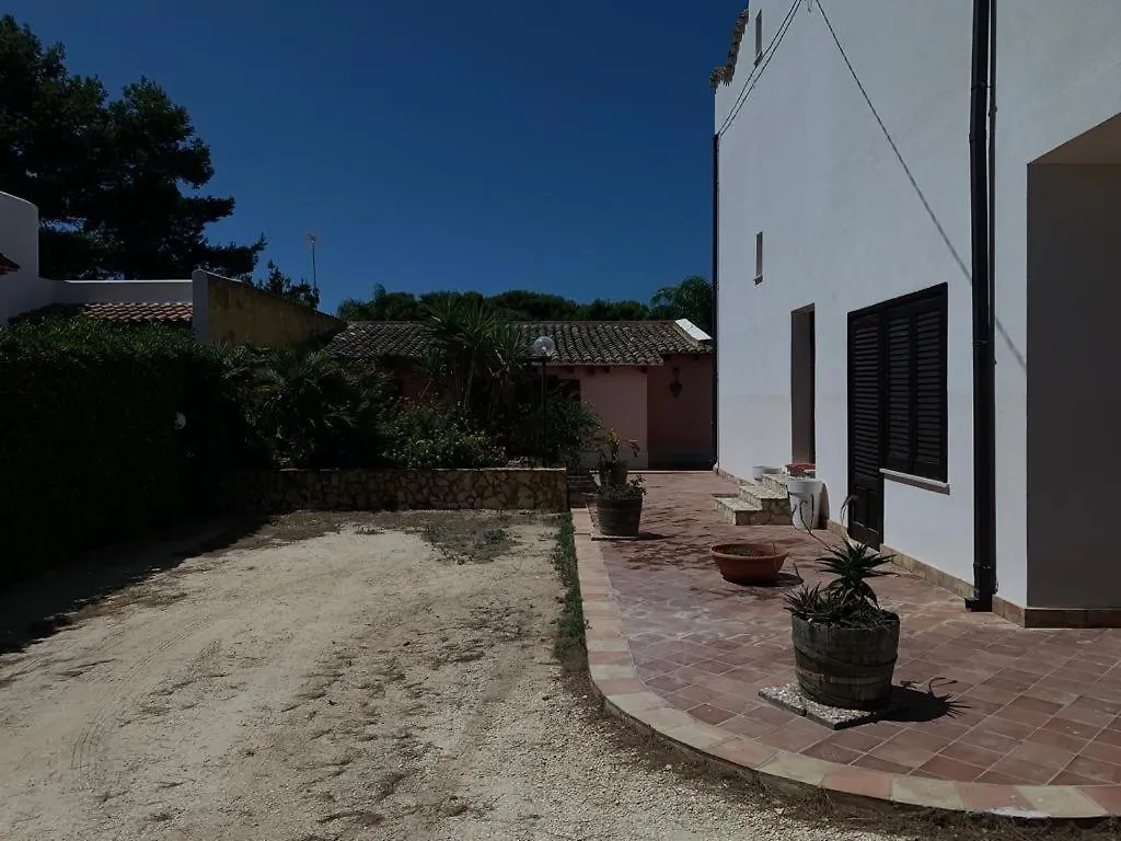 Casa Vacanze Lo Stagnone Da Rosita Marsala 0*,  Olaszország